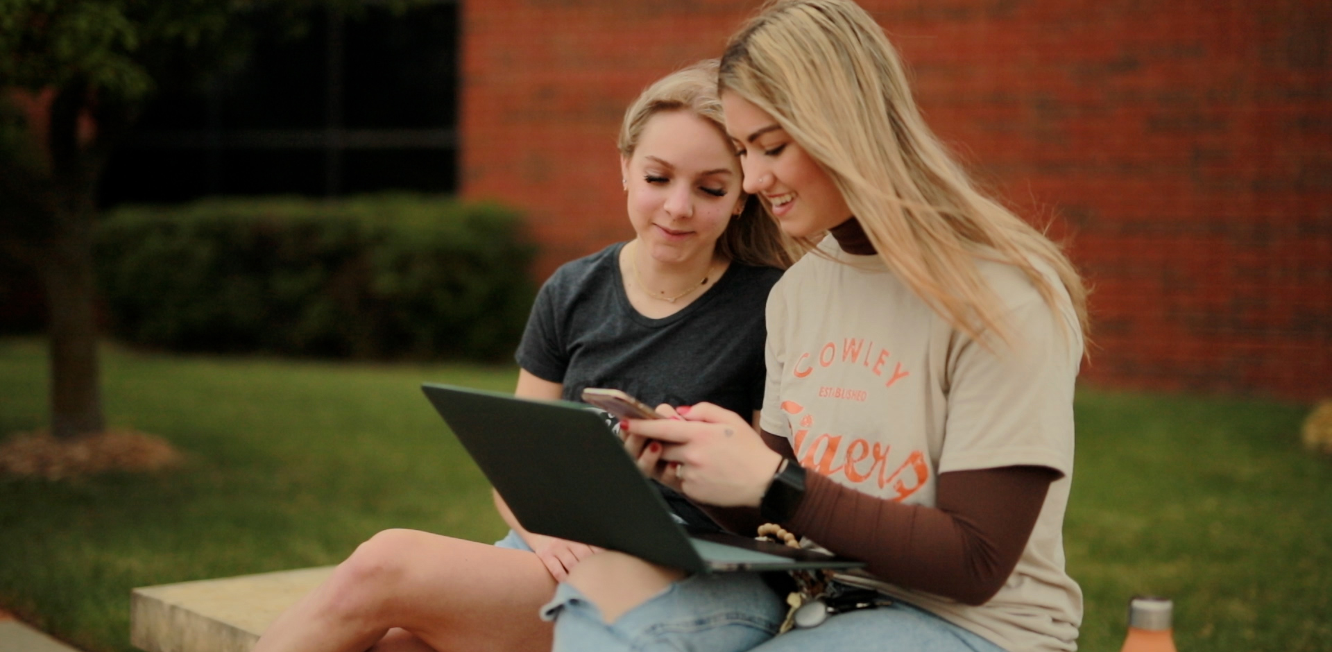 students on cowley college campus