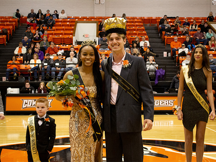 Felipe Mentz and Shamahra Henderson