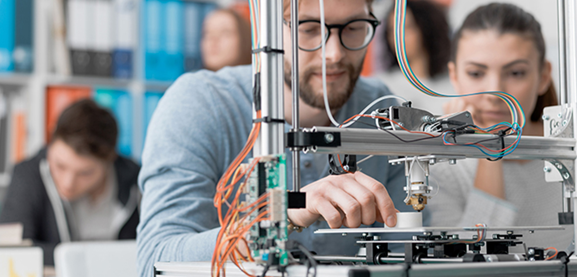 students in an engineering lab