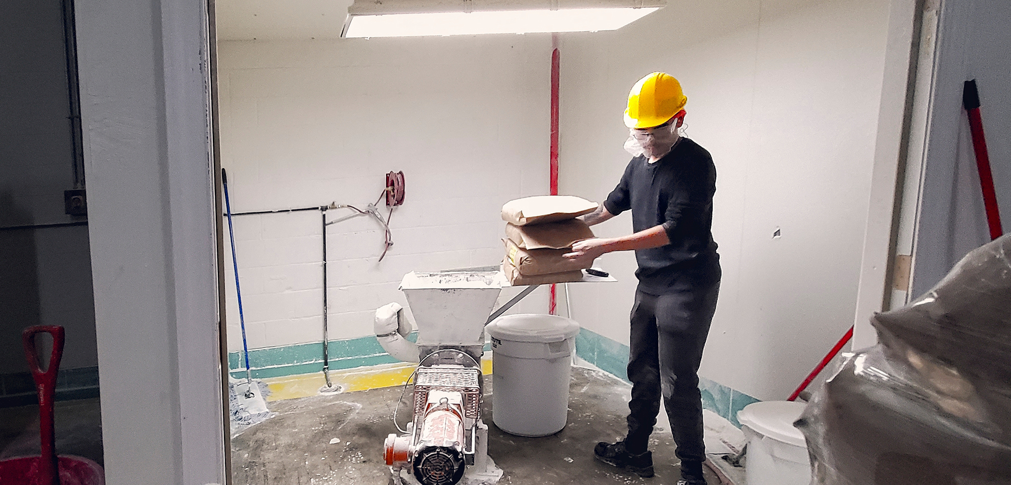 milling worker at work